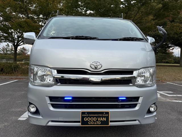 ハイエースバン ロングスーパーＧＬ　４ＷＤ　ディーゼルターボ　５ドア　５人乗り　ＡＴ　ルーフキャリア　キーレス　電格ミラー　ＥＴＣ　ＴＶ　ナビ　バックカメラ　パワーヒート　寒冷地仕様　Ｗエアコン　オートエアコン　ＡＣ１００Ｖ電源　フォグ（12枚目）