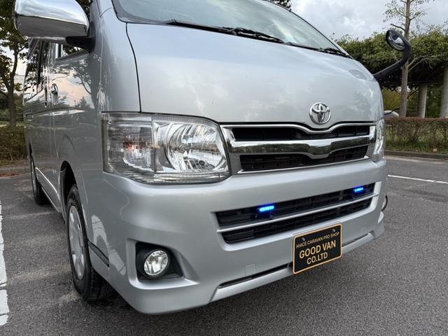 ハイエースバン ロングスーパーＧＬ　４ＷＤ　ディーゼルターボ　５ドア　５人乗り　ＡＴ　ルーフキャリア　キーレス　電格ミラー　ＥＴＣ　ＴＶ　ナビ　バックカメラ　パワーヒート　寒冷地仕様　Ｗエアコン　オートエアコン　ＡＣ１００Ｖ電源　フォグ（20枚目）