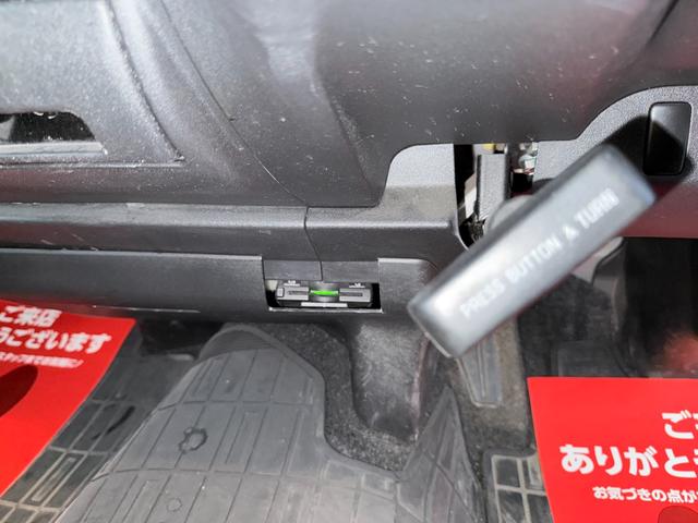 ハイエースバン ロングスーパーＧＬ　４ＷＤ　ディーゼルターボ　５ドア　５人乗り　ＡＴ　ルーフキャリア　キーレス　電格ミラー　ＥＴＣ　ＴＶ　ナビ　バックカメラ　パワーヒート　寒冷地仕様　Ｗエアコン　オートエアコン　ＡＣ１００Ｖ電源　フォグ（55枚目）