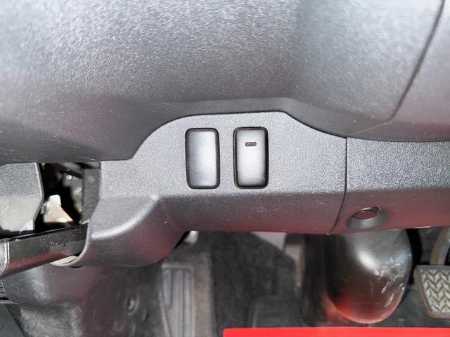 ハイエースバン ロングスーパーＧＬ　４ＷＤ　ディーゼルターボ　５ドア　５人乗り　ＡＴ　ルーフキャリア　キーレス　電格ミラー　ＥＴＣ　ＴＶ　ナビ　バックカメラ　パワーヒート　寒冷地仕様　Ｗエアコン　オートエアコン　ＡＣ１００Ｖ電源　フォグ（56枚目）