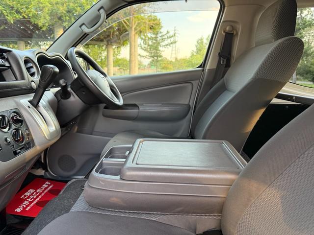 ＮＶ３５０キャラバンバン ロングＤＸターボ　切替４ＷＤ　ディーゼルターボ　オートマ　９人乗り　３列シート　スライドドア　キーレス　電動格納ミラー　ＥＴＣ　ヘッドライトレベライザー　Ｗエアコン　プライバシーガラス　ピュアドライブ　車検Ｒ８年１月（48枚目）