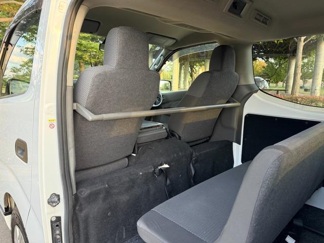 ＮＶ３５０キャラバンバン ロングＤＸターボ　切替４ＷＤ　ディーゼルターボ　オートマ　９人乗り　３列シート　スライドドア　キーレス　電動格納ミラー　ＥＴＣ　ヘッドライトレベライザー　Ｗエアコン　プライバシーガラス　ピュアドライブ　車検Ｒ８年１月（64枚目）