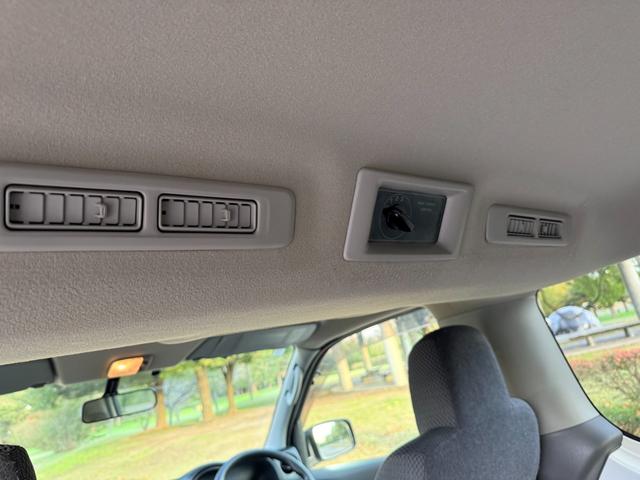 ＮＶ３５０キャラバンバン ロングＤＸターボ　切替４ＷＤ　ディーゼルターボ　オートマ　９人乗り　３列シート　スライドドア　キーレス　電動格納ミラー　ＥＴＣ　ヘッドライトレベライザー　Ｗエアコン　プライバシーガラス　ピュアドライブ　車検Ｒ８年１月（74枚目）