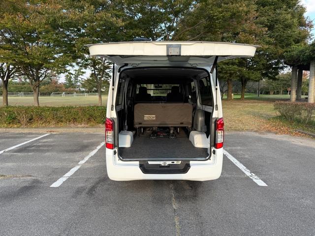 ＮＶ３５０キャラバンバン ロングＤＸターボ　切替４ＷＤ　ディーゼルターボ　オートマ　９人乗り　３列シート　スライドドア　キーレス　電動格納ミラー　ＥＴＣ　ヘッドライトレベライザー　Ｗエアコン　プライバシーガラス　ピュアドライブ　車検Ｒ８年１月（79枚目）