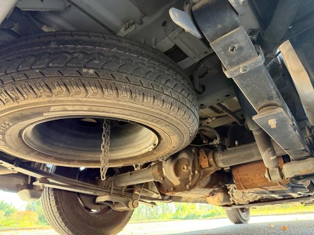 ＮＶ３５０キャラバンバン ロングＤＸターボ　切替４ＷＤ　ディーゼルターボ　ＡＴ　５ドア　６人乗り　フォグランプ　キーレスエントリー　電動格納ミラー　ＥＴＣ　ヘッドライトレベライザー　地デジＴＶ　バックカメラ　ナビ　ピュアドライブ　ＰＳ　ＰＷ（37枚目）