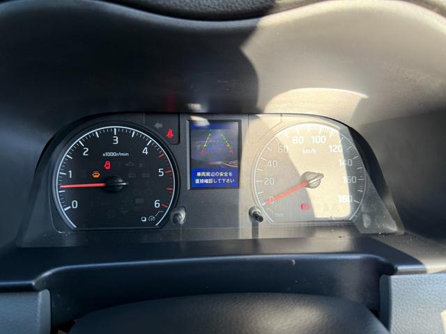 ＮＶ３５０キャラバンバン ロングＤＸターボ　切替４ＷＤ　ディーゼルターボ　ＡＴ　５ドア　６人乗り　フォグランプ　キーレスエントリー　電動格納ミラー　ＥＴＣ　ヘッドライトレベライザー　地デジＴＶ　バックカメラ　ナビ　ピュアドライブ　ＰＳ　ＰＷ（47枚目）