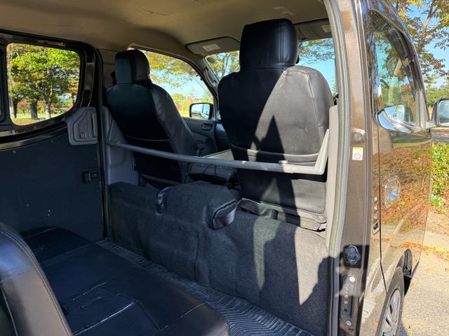 ＮＶ３５０キャラバンバン ロングＤＸターボ　切替４ＷＤ　ディーゼルターボ　ＡＴ　５ドア　６人乗り　フォグランプ　キーレスエントリー　電動格納ミラー　ＥＴＣ　ヘッドライトレベライザー　地デジＴＶ　バックカメラ　ナビ　ピュアドライブ　ＰＳ　ＰＷ（61枚目）