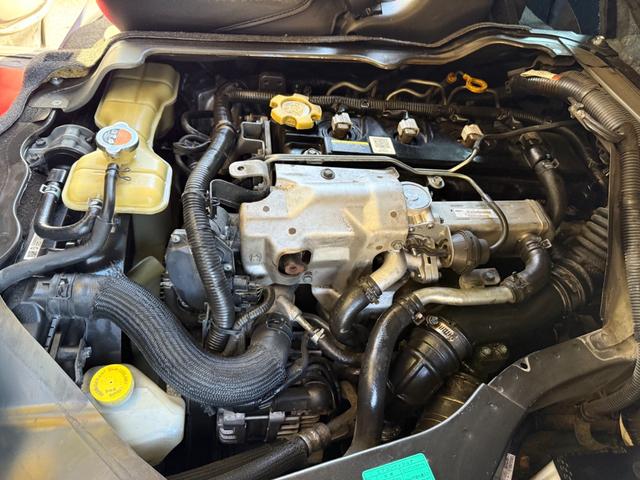 ＮＶ３５０キャラバンバン ロングＤＸターボ　切替４ＷＤ　ディーゼルターボ　ＡＴ　５ドア　６人乗り　フォグランプ　キーレスエントリー　電動格納ミラー　ＥＴＣ　ヘッドライトレベライザー　地デジＴＶ　バックカメラ　ナビ　ピュアドライブ　ＰＳ　ＰＷ（80枚目）