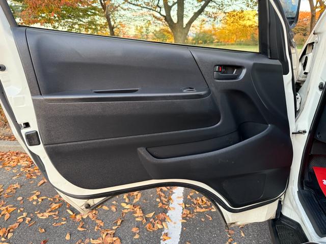 ハイエースバン ロングDX 4WD ディーゼルターボ オートマ 両側スライドドア 6人乗り キーレスエントリー ETC バックカメラ ドライブレコーダー タイミングベルト交換歴有 東海仕入れ エアコン 盗難防止装置 PS PW(58枚目)