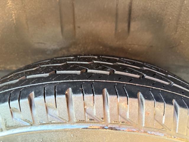 ハイエースバン ロングＤＸ　ＧＬパッケージ　４ＷＤ　ディーゼルターボ　ＡＴ　６人乗り　５ドア　キーレス　　電格ミラー　パワーヒート　ＴＶ　ＳＤナビ　バックカメラ　Ｂｌｕｅｔｏｏｔｈ　ＥＴＣ　アルミホイール　車検Ｒ８年５月　盗難防止装置　ＡＢＳ（33枚目）