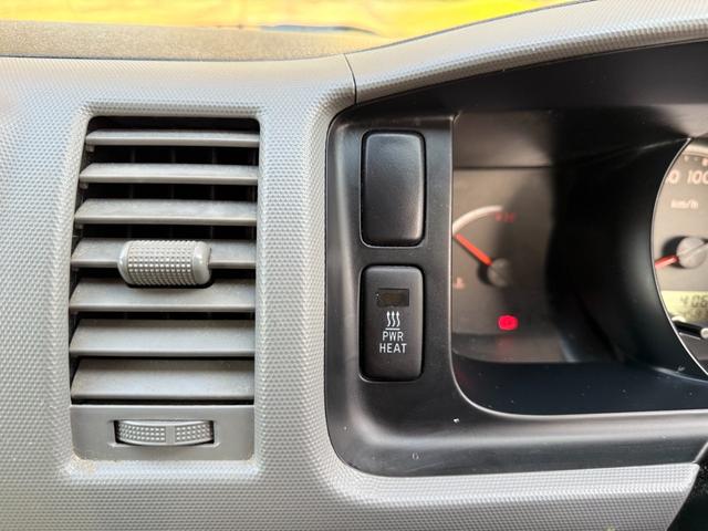 ハイエースバン ロングＤＸ　ＧＬパッケージ　４ＷＤ　ディーゼルターボ　ＡＴ　６人乗り　５ドア　キーレス　　電格ミラー　パワーヒート　ＴＶ　ＳＤナビ　バックカメラ　Ｂｌｕｅｔｏｏｔｈ　ＥＴＣ　アルミホイール　車検Ｒ８年５月　盗難防止装置　ＡＢＳ（47枚目）