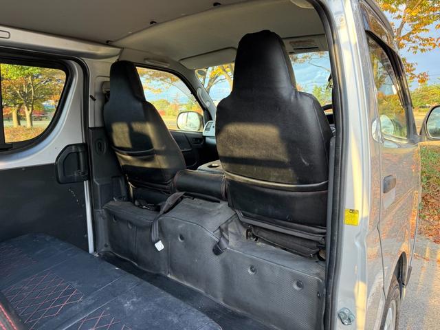 ハイエースバン ロングＤＸ　ＧＬパッケージ　４ＷＤ　ディーゼルターボ　ＡＴ　６人乗り　５ドア　キーレス　　電格ミラー　パワーヒート　ＴＶ　ＳＤナビ　バックカメラ　Ｂｌｕｅｔｏｏｔｈ　ＥＴＣ　アルミホイール　車検Ｒ８年５月　盗難防止装置　ＡＢＳ（60枚目）