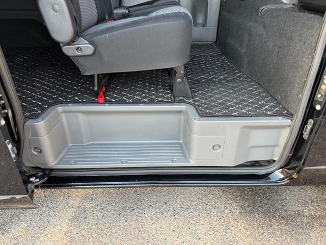 NV350キャラバンバン ロングプレミアムGXターボ 切替4WD ディーゼルターボ 5ドア 5人乗り オートマ フォグ オートクローザー 電動格納ミラー キーレス スマートキー プッシュスタート Wエアコン ETC TV CD・DVD Bluetooth(66枚目)