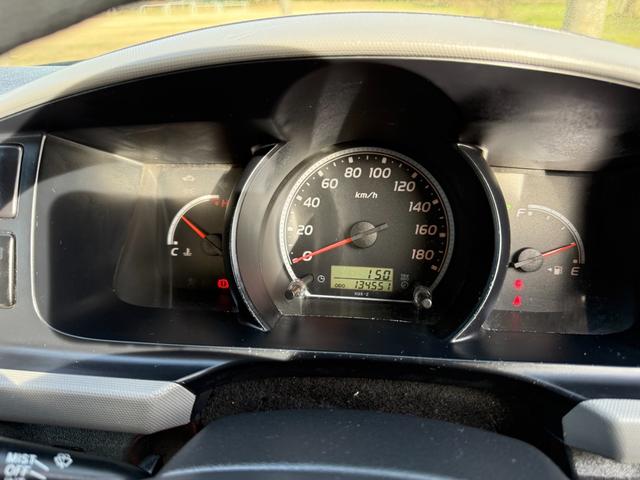 ハイエースバン ＤＸ　４ＷＤ　ディーゼルターボ　福祉車両　ハイルーフ　車椅子１基　リアリフト　サイドステップ　手すり　オートマ　１０人乗り　キーレス　パワースライドドア　パワーヒート　寒冷地仕様　Ｗエアコン　車検Ｒ８年５月（44枚目）