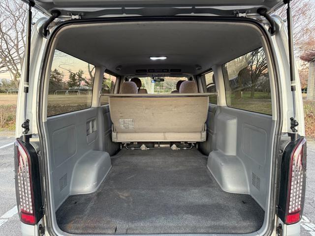 ハイエースバン ロングスーパーGL 4WD AT 5ドア 5人乗り ルーフキャリア リアラダー フォグ レーダー探知機 エンジンスターター キーレス ETC TV ナビ Bカメラ Bluetooch WAC 前後ドラレコ 寒冷地仕様(77枚目)