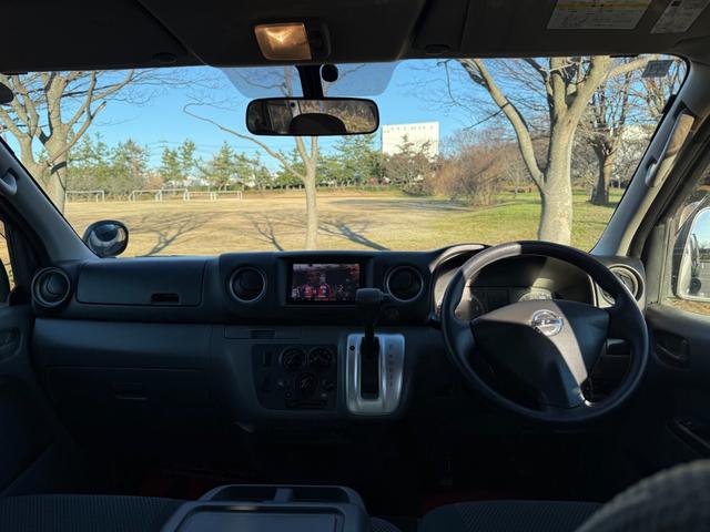 ＮＶ３５０キャラバンバン ロングＤＸターボ　切替４ＷＤ　ディーゼルターボ　オートマ　５ドア　６人乗り　フォグランプ　キーレスエントリー　ＥＴＣ　ヘッドライトレベライザー　純正ナビ　ＴＶ　バックカメラ　プライバシーガラス　関東仕入　ＡＢＳ　ＰＷ（49枚目）