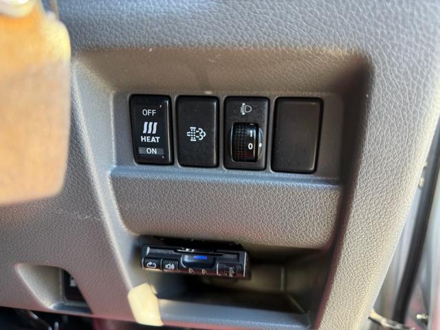 ＮＶ３５０キャラバンバン ロングＤＸターボ　切替４ＷＤ　ディーゼルターボ　オートマ　５ドア　６人乗り　フォグランプ　キーレスエントリー　ＥＴＣ　ヘッドライトレベライザー　純正ナビ　ＴＶ　バックカメラ　プライバシーガラス　関東仕入　ＡＢＳ　ＰＷ（57枚目）