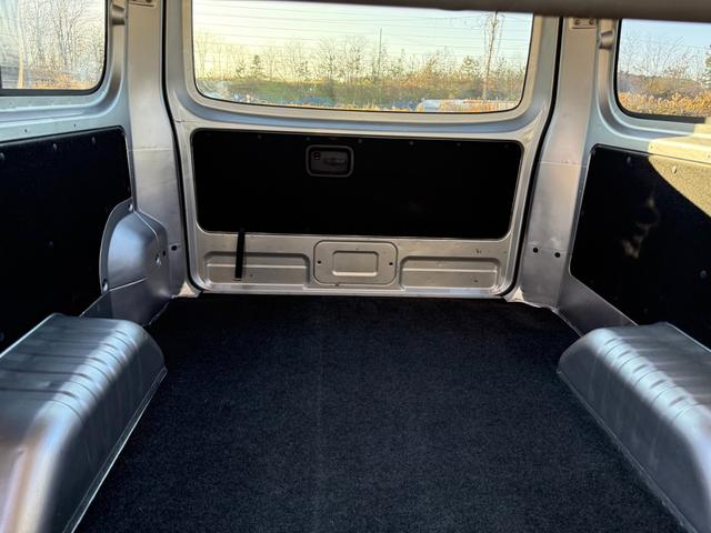 ＮＶ３５０キャラバンバン ロングＤＸターボ　切替４ＷＤ　ディーゼルターボ　オートマ　５ドア　６人乗り　フォグランプ　キーレスエントリー　ＥＴＣ　ヘッドライトレベライザー　純正ナビ　ＴＶ　バックカメラ　プライバシーガラス　関東仕入　ＡＢＳ　ＰＷ（74枚目）