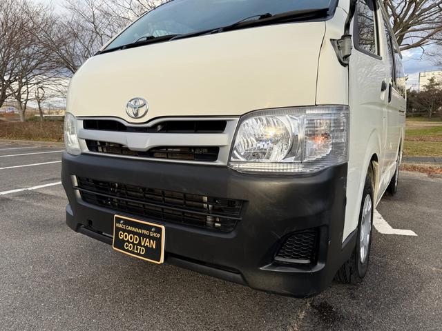 ハイエースバン 4WD ディーゼルターボ 9人乗り オートマ スライドドア 3列シート ETC キーレス ナビ TV Bluetooth リアヒーター・クーラー 車検R8年6月 タイベル交換歴有 パワステ PW(23枚目)
