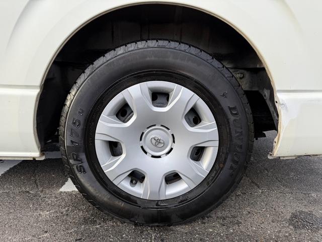 ハイエースバン 4WD ディーゼルターボ 9人乗り オートマ スライドドア 3列シート ETC キーレス ナビ TV Bluetooth リアヒーター・クーラー 車検R8年6月 タイベル交換歴有 パワステ PW(36枚目)