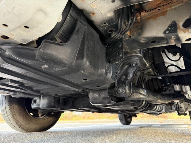 ハイエースバン 4WD ディーゼルターボ 9人乗り オートマ スライドドア 3列シート ETC キーレス ナビ TV Bluetooth リアヒーター・クーラー 車検R8年6月 タイベル交換歴有 パワステ PW(38枚目)