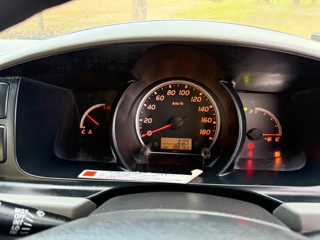 ハイエースバン 4WD ディーゼルターボ 9人乗り オートマ スライドドア 3列シート ETC キーレス ナビ TV Bluetooth リアヒーター・クーラー 車検R8年6月 タイベル交換歴有 パワステ PW(51枚目)