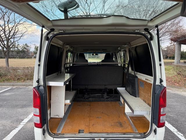 ハイエースバン 4WD ディーゼルターボ 9人乗り オートマ スライドドア 3列シート ETC キーレス ナビ TV Bluetooth リアヒーター・クーラー 車検R8年6月 タイベル交換歴有 パワステ PW(77枚目)