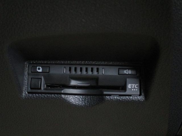 お得で便利なＥＴＣを装備♪ＥＴＣのメリットは料金がお得になるだけではありません！ＥＴＣ専用出口ではスーイスイっと停止ぜずに通過できることもメリットです☆