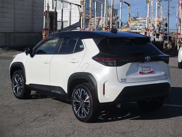 ヤリスクロス ハイブリッドＺ　メモリーナビ　ＤＶＤ再生　ミュージックプレイヤー接続可　バックカメラ　衝突被害軽減システム　ＥＴＣ　ＬＥＤヘッドランプ　ワンオーナー　記録簿　アイドリングストップ（17枚目）