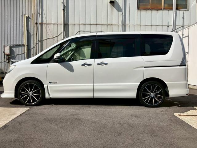 セレナ ハイウェイスター　Ｓ－ハイブリッド　後席モニター／レオニス１８インチ／全席シートカバー／フルセグテレビ／バックカメラ／ＥＴＣ／Ｂｌｕｅｔｏｏｔｈ／クルーズコントロール／ＨＩＤヘッドＬ／ＬＥＤフォグ／（11枚目）