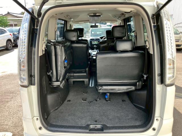 セレナ ハイウェイスター　Ｓ－ハイブリッド　後席モニター／レオニス１８インチ／全席シートカバー／フルセグテレビ／バックカメラ／ＥＴＣ／Ｂｌｕｅｔｏｏｔｈ／クルーズコントロール／ＨＩＤヘッドＬ／ＬＥＤフォグ／（35枚目）