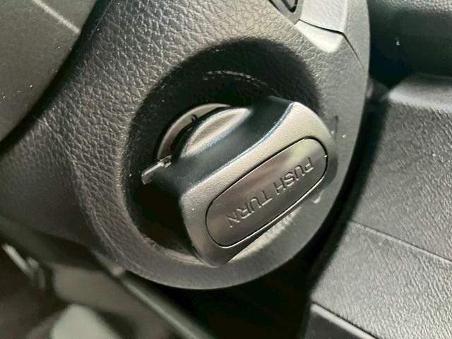 ライフ ディーバスマートスタイル　検２年　テレビ　バックカメラ　スマートキー　オートエアコン　ミラーヒーター　盗難防止システム　ＨＩＤヘッドライト　アームレスト　ＣＤ　ＤＶＤ（11枚目）