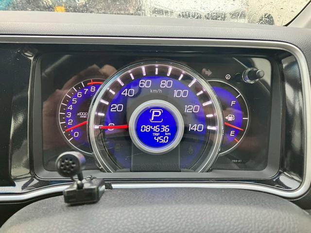 ライフ ディーバスマートスタイル　検２年　テレビ　バックカメラ　スマートキー　オートエアコン　ミラーヒーター　盗難防止システム　ＨＩＤヘッドライト　アームレスト　ＣＤ　ＤＶＤ（17枚目）