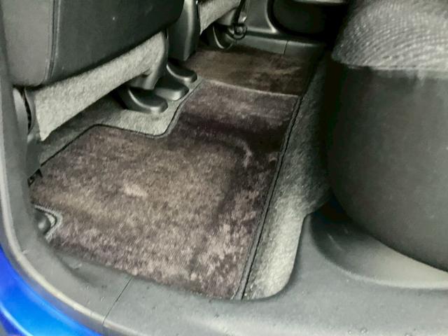 ライフ ディーバスマートスタイル　検２年　テレビ　バックカメラ　スマートキー　オートエアコン　ミラーヒーター　盗難防止システム　ＨＩＤヘッドライト　アームレスト　ＣＤ　ＤＶＤ（29枚目）