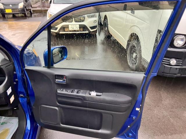 ライフ ディーバスマートスタイル　検２年　テレビ　バックカメラ　スマートキー　オートエアコン　ミラーヒーター　盗難防止システム　ＨＩＤヘッドライト　アームレスト　ＣＤ　ＤＶＤ（46枚目）