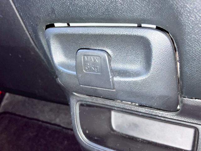 ライフ ディーバスマートスタイル　検２年　テレビ　バックカメラ　スマートキー　オートエアコン　ミラーヒーター　盗難防止システム　ＨＩＤヘッドライト　アームレスト　ＣＤ　ＤＶＤ（57枚目）