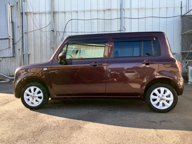 アルトラパン Ｇ　Ｃａｒｒｏｚｚｅｒｉａ７インチ　フルセグテレビ　ＥＴＣ　Ｂｌｕｅｔｏｏｔｈ　ＨＤＭＩ　ＣＤ　ＤＶＤ　プッシュスタート　スマートキー　アルミホイール（11枚目）