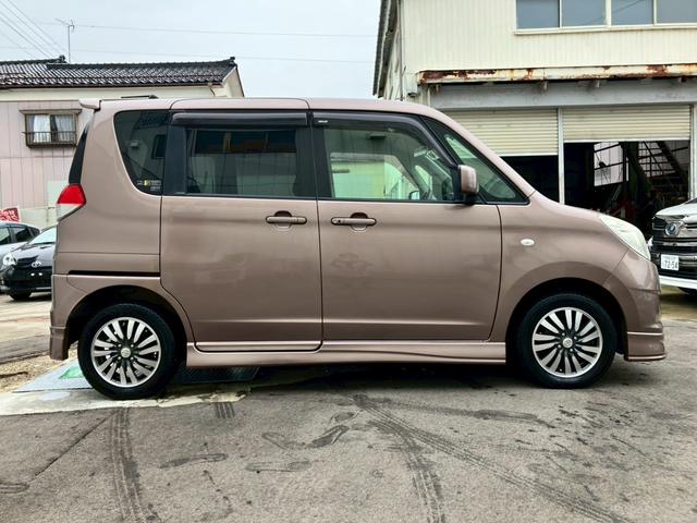 ソリオ Ｘ　ＥＴＣ　ナビ　ワンセグＴＶ　左パワースライドドア　プッシュスタート　スマートキー　ＨＩＤヘッドライト　フォグランプ　ＩＳＯＦＩＸ（5枚目）