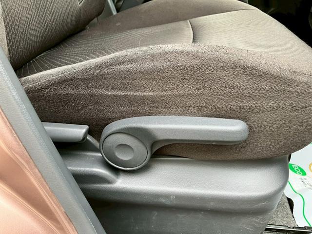 ソリオ Ｘ　ＥＴＣ　ナビ　ワンセグＴＶ　左パワースライドドア　プッシュスタート　スマートキー　ＨＩＤヘッドライト　フォグランプ　ＩＳＯＦＩＸ（24枚目）