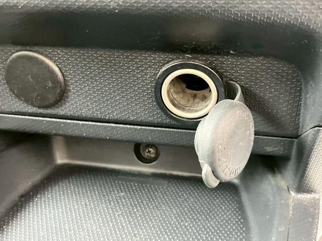 ソリオ Ｘ　ＥＴＣ　ナビ　ワンセグＴＶ　左パワースライドドア　プッシュスタート　スマートキー　ＨＩＤヘッドライト　フォグランプ　ＩＳＯＦＩＸ（65枚目）