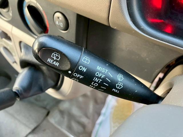 エブリイ ＰＣ　切り替４ＷＤ　マニュアル　ハイルーフ　エアコン　パワステ　キーレス　レベライザー（18枚目）