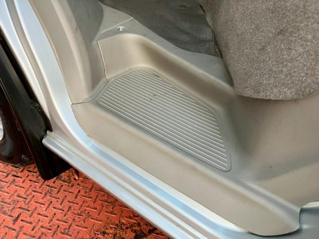 エブリイ ＰＣ　切り替４ＷＤ　マニュアル　ハイルーフ　エアコン　パワステ　キーレス　レベライザー（27枚目）