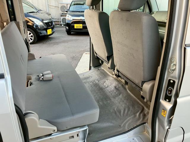 エブリイ ＰＣ　切り替４ＷＤ　マニュアル　ハイルーフ　エアコン　パワステ　キーレス　レベライザー（30枚目）