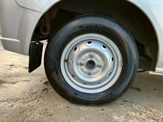 エブリイ ＰＣ　切り替４ＷＤ　マニュアル　ハイルーフ　エアコン　パワステ　キーレス　レベライザー（46枚目）