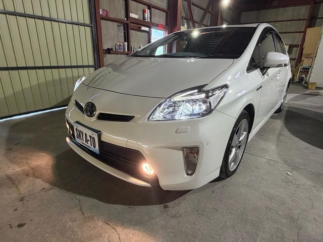 プリウス Gツーリング レザーパッケージ 無事故 070パール プリクラッシュ メーカーOPナビ フルオプション車両(7枚目)