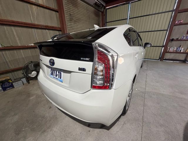 プリウス Gツーリング レザーパッケージ 無事故 070パール プリクラッシュ メーカーOPナビ フルオプション車両(8枚目)