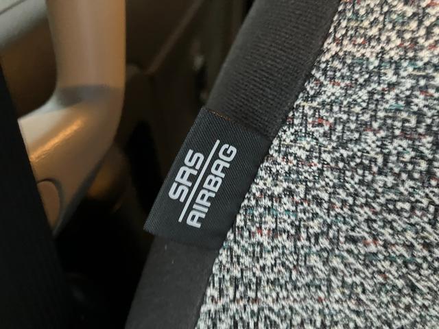 スペーシア ＨＹＢＲＩＤ　Ｇ　★４ＷＤ★　４ＷＤ　オートライト　プッシュスタート　オートエアコン　衝突被害軽減システム　衝突安全ボディ　盗難防止システム（20枚目）