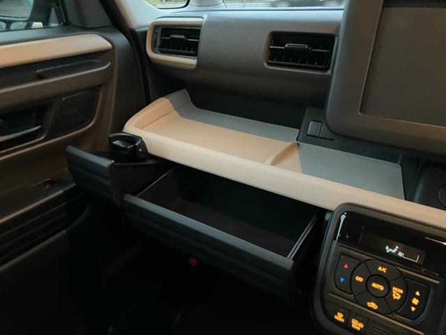 スペーシア ＨＹＢＲＩＤ　Ｇ　★４ＷＤ★　４ＷＤ　オートライト　プッシュスタート　オートエアコン　衝突被害軽減システム　衝突安全ボディ　盗難防止システム（22枚目）