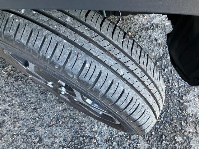 ハスラー ＨＹＢＲＩＤ　Ｘ　３型　★４ＷＤ★　４ＷＤ　オートライト　プッシュスタート　シートヒーター　オートエアコン　衝突被害軽減システム　アイドリングストップ　衝突安全ボディ　盗難防止システム　横滑り防止機能（18枚目）