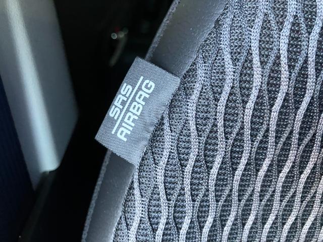 ハスラー ＨＹＢＲＩＤ　Ｘ　３型　★４ＷＤ★　４ＷＤ　オートライト　プッシュスタート　シートヒーター　オートエアコン　衝突被害軽減システム　アイドリングストップ　衝突安全ボディ　盗難防止システム　横滑り防止機能（22枚目）